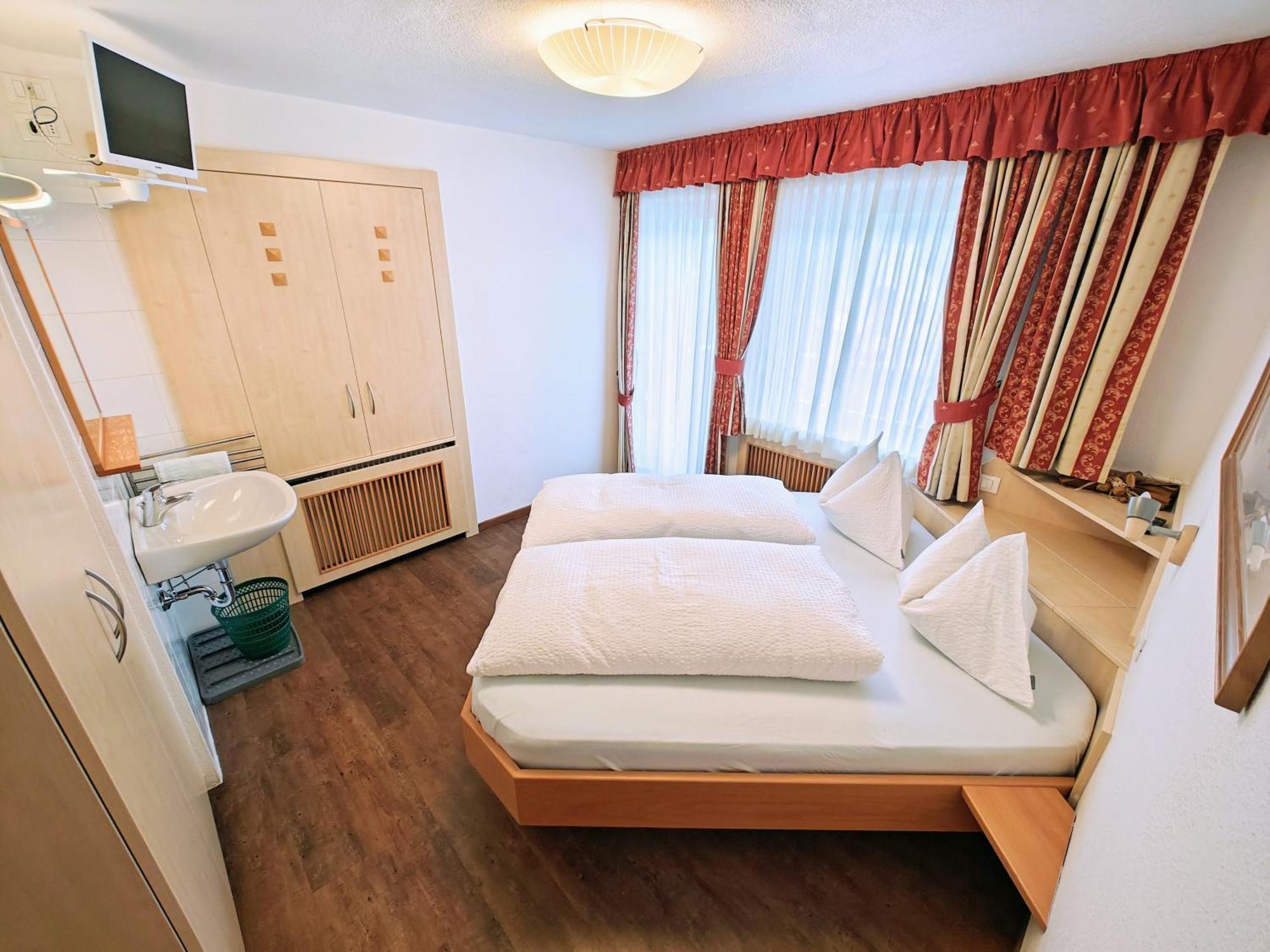 Apartments Brunella La Villa  Dış mekan fotoğraf